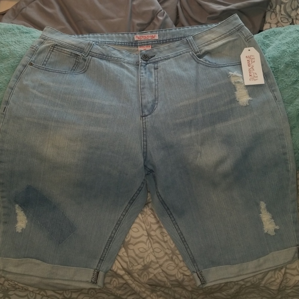 Bermuda jean shorts